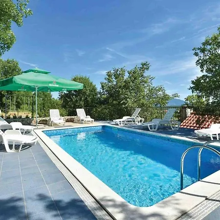 Villa Madunic *