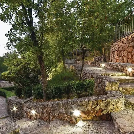 Madunic Villa